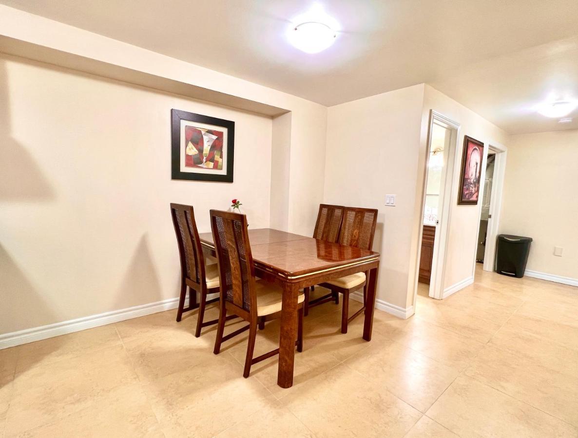 Cozy Home In Richmond Hill With Free Parking Exterior foto