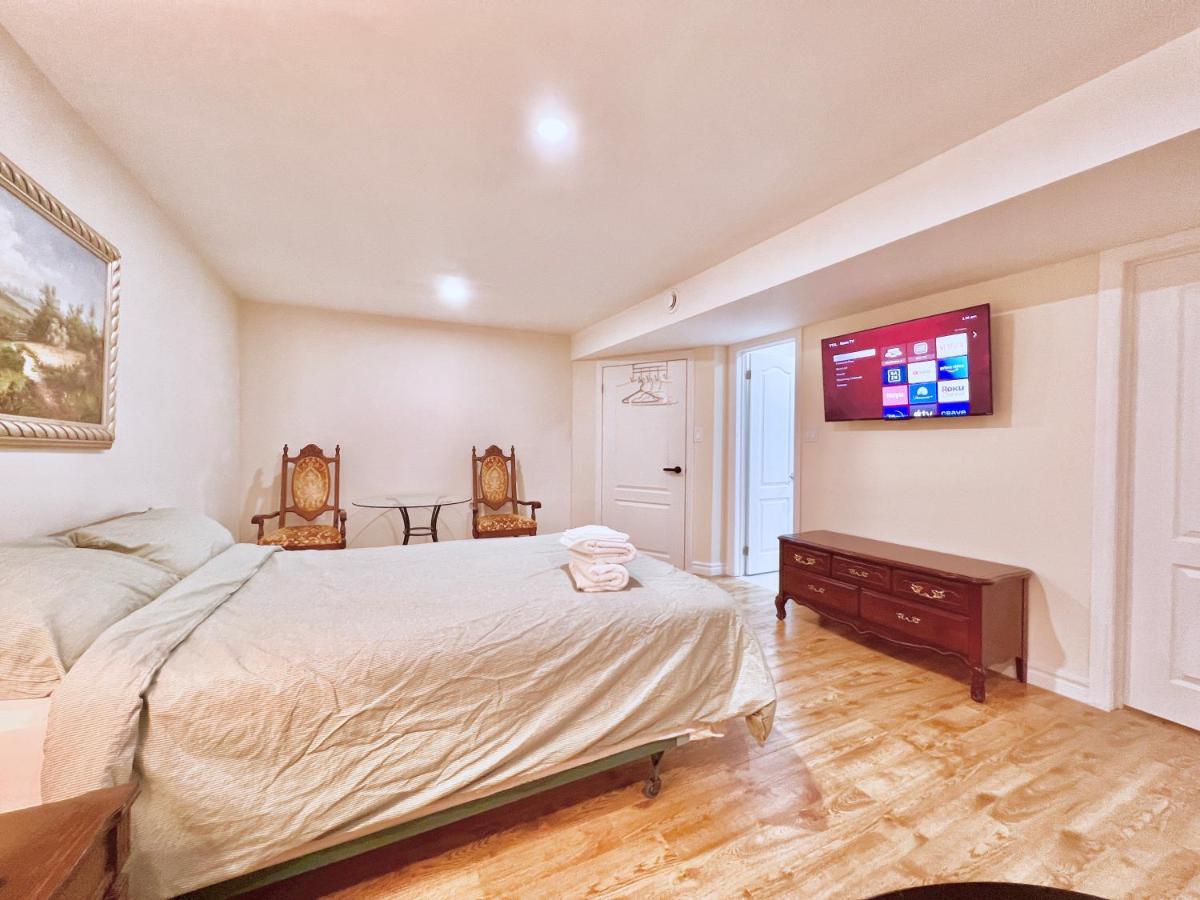 Cozy Home In Richmond Hill With Free Parking Exterior foto